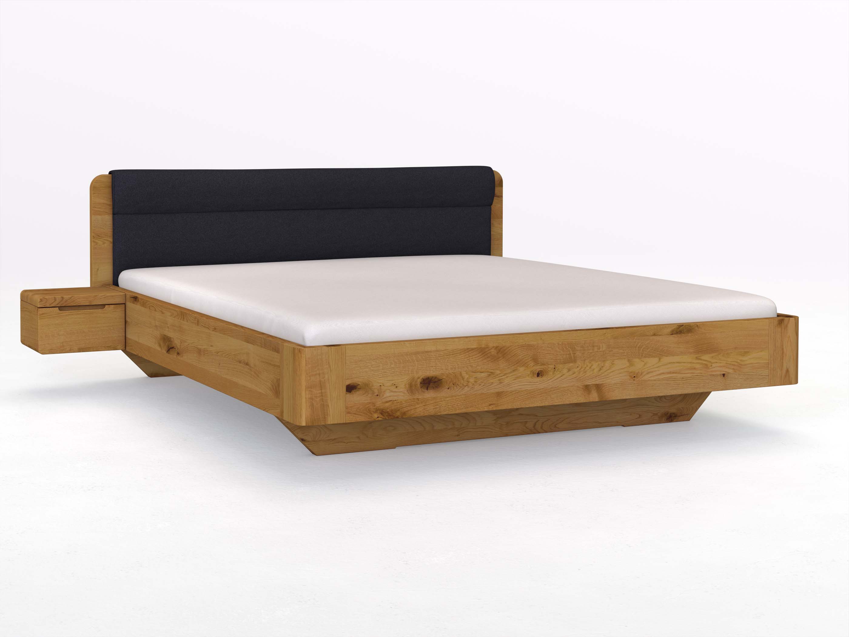 Wildeichenbett „Clara“ in 180 x 200 cm mit 2 Nachttischen - Griff: Griffleiste B und Stoffkopfteil - Stoff: Schafschurwolle „Loden“ in der Farbe Nachtblau