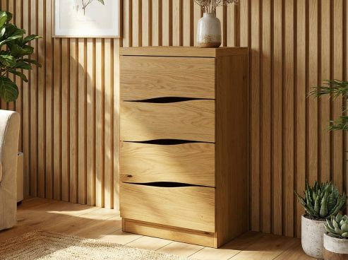 Eichenkommode „Astrid“ mit 4 Laden