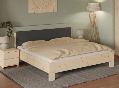 Zirbenschlafzimmer mit Zirbenbett „Bianca“