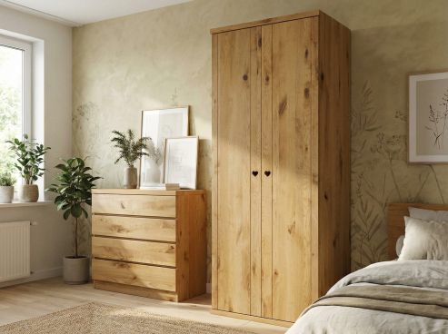 Wildeichenschrank „Romana“, 2-türig, Höhe 220 cm, Griffausführung „Patrizia“