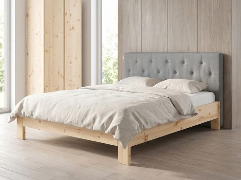 Zirbenbett „Frida" mit Polsterkopfteil „Dennis" geknöpft, 180 cm, Loden in Nebelgrau