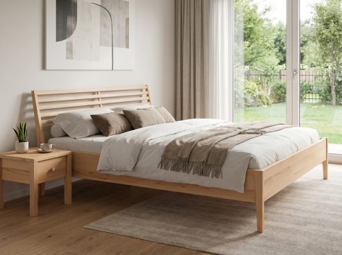 Bett „Luisa“ aus Buche in 180 x 200 cm, mit Kopfteil „geteilt“
