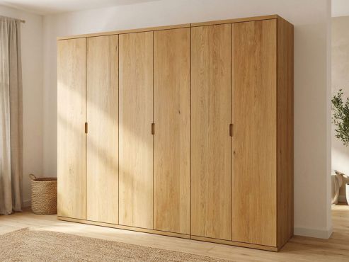 Eichenschrank „Romana“, 6-türig, Höhe 220 cm, Griffausführung „Lukas“, Inneneinrichtung: A