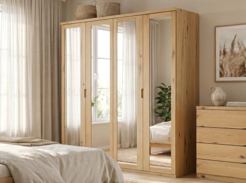 Wildeichenschrank Hell „Sandra“, 4-türig, Höhe 220 cm, Griffausführung „Lukas“