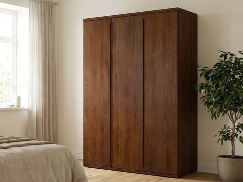 Buchenschrank Dunkel „Valentin“, 3-türig, Höhe 220 cm, Griffausführung „Lukas“, Inneneinrichtung: A