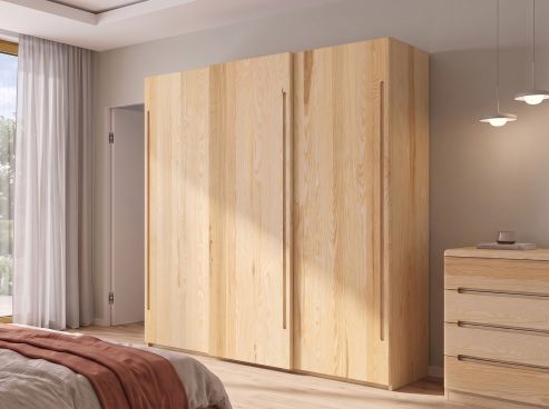 Eschenschrank „Viktor", 3-türig, Höhe 220 cm mit Griff C