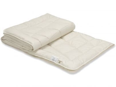 TENCEL™ Faser hat kühlende Eigenschaften und sorgt für ein angenehmes Bettklima. 