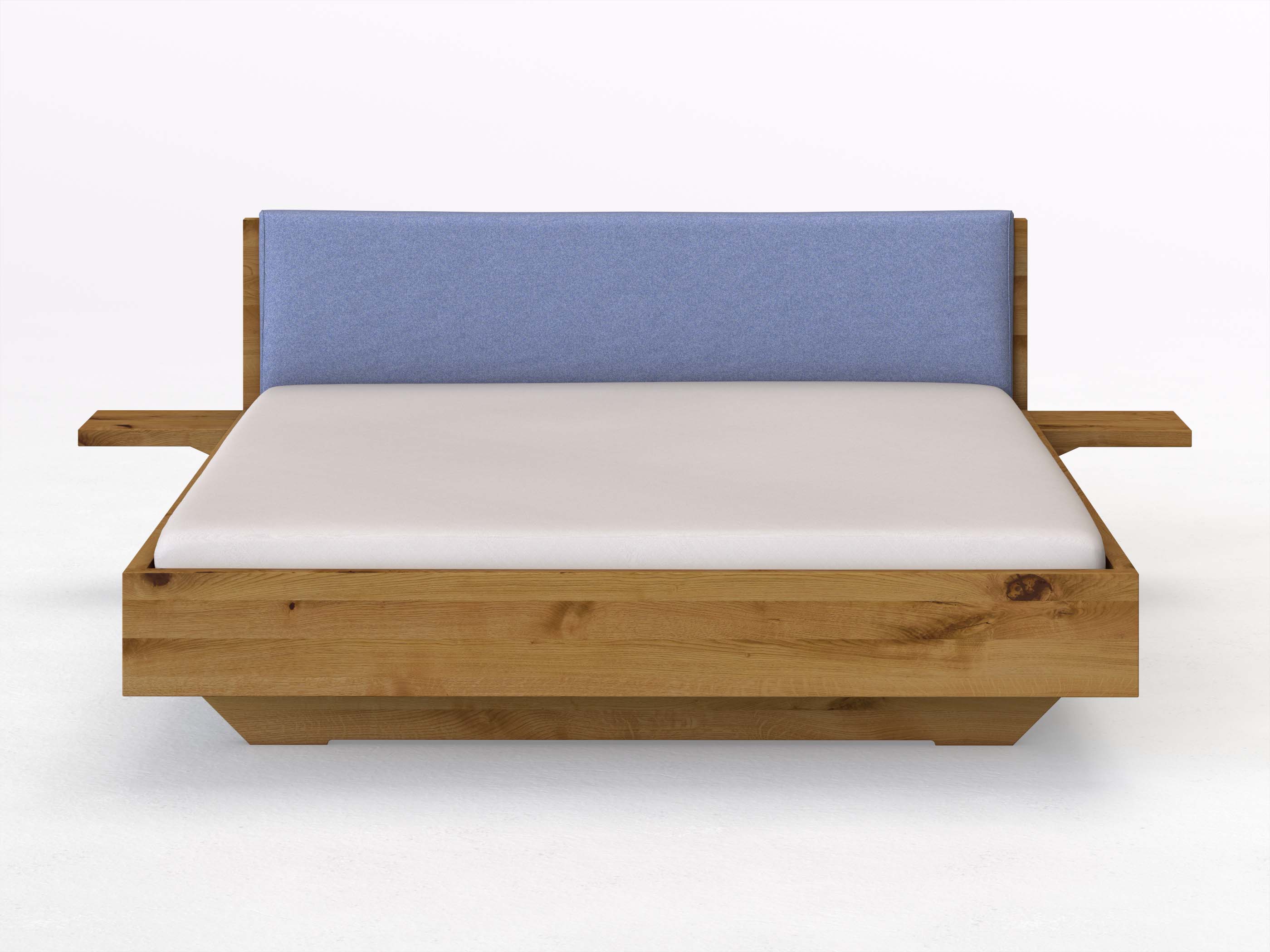Wildeichenbett „Lukas“ in 180 x 200 cm mit 2 Ablagen und Stoffkopfteil - Stoff: Schafschurwolle „Fischgrät“ in der Farbe Kornblume