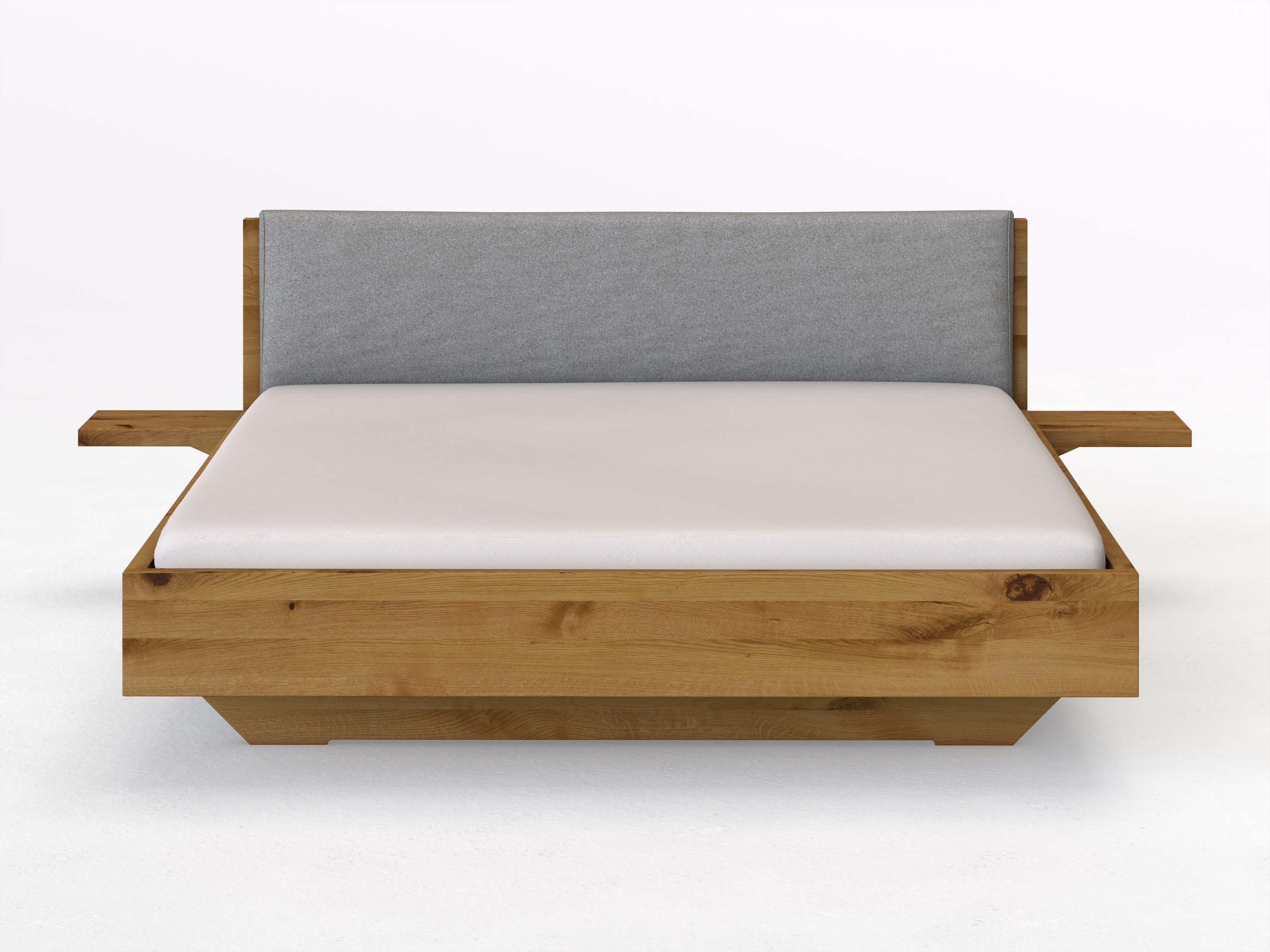 Wildeichenbett „Lukas“ in 180 x 200 cm mit 2 Ablagen und Stoffkopfteil - Stoff: Schafschurwolle „Loden“ in der Farbe Nebelgrau