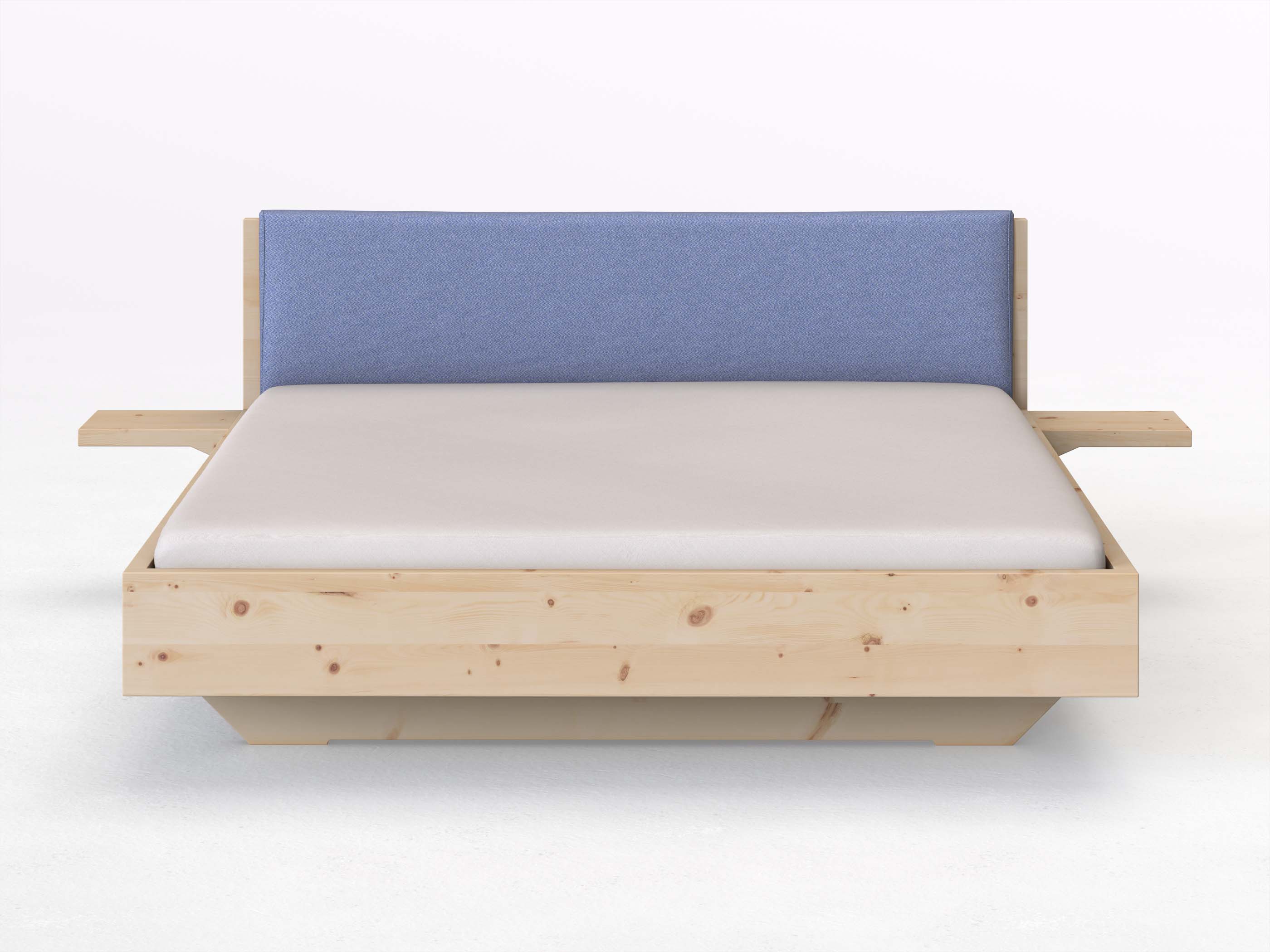 Zirbenbett „Lukas“ in 180 x 200 cm mit 2 Ablagen und Stoffkopfteil - Stoff: Schafschurwolle „Fischgrät“ in der Farbe Kornblume