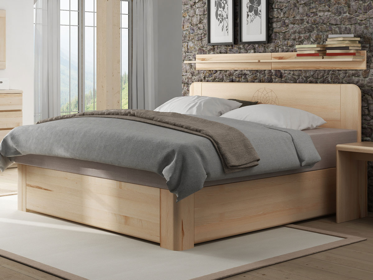 Schlafzimmer mit Eschenbett „Niklas" Boxspring mit Gravur