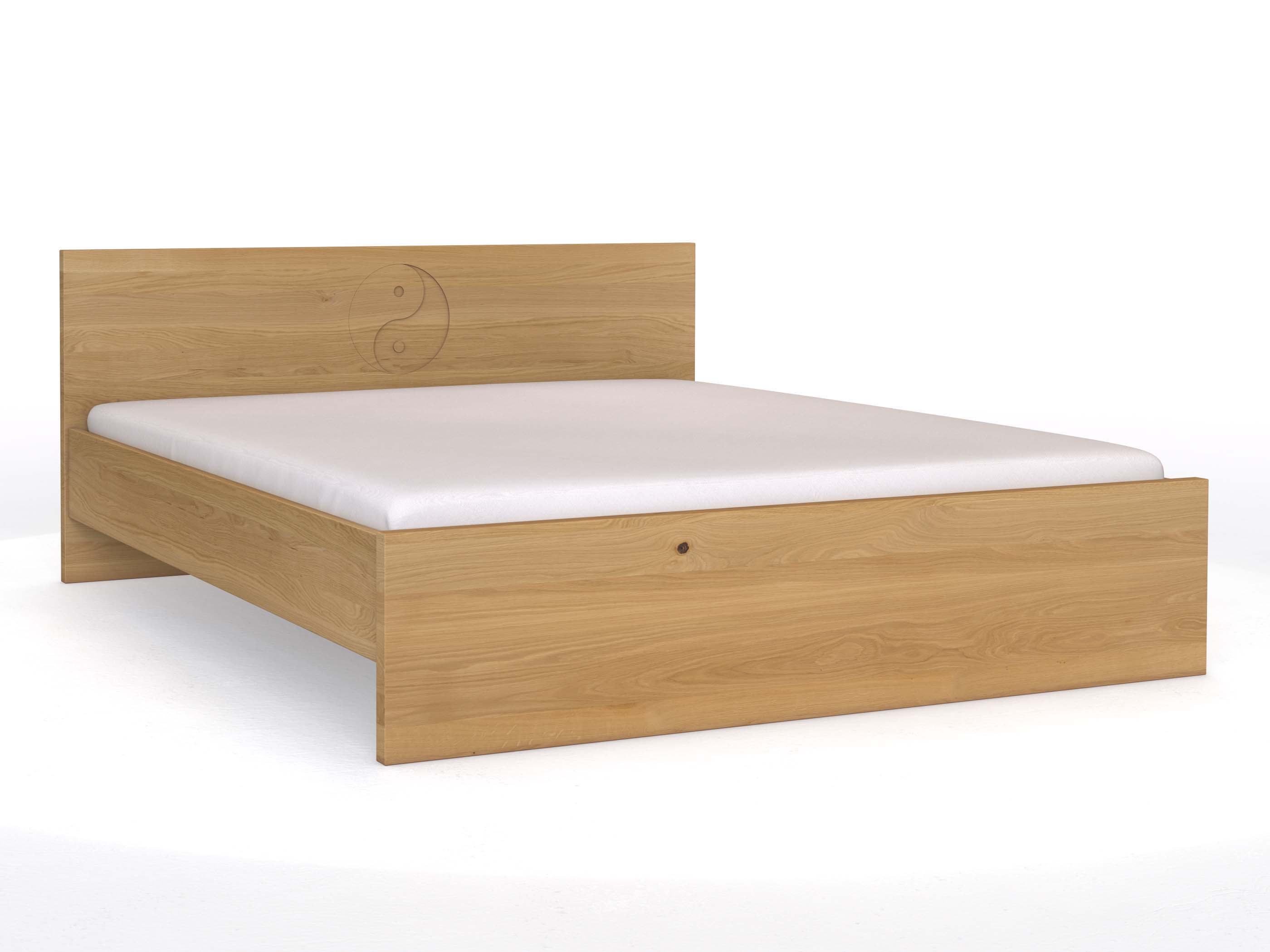 Eichenbett Hell „Raphaela“ in 180 x 200 cm mit Gravur „Yin Yang“