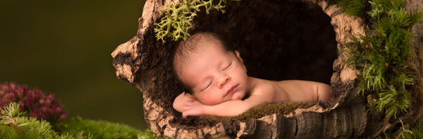 Baby schlÃ¤ft in der Natur