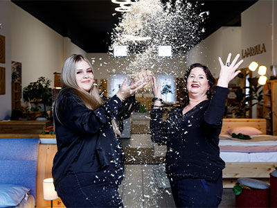 Jubiläums-Staub mit Zirbenflocken | minus 10 % auf alles bis 17. Mai