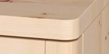 Detailansicht eckige Möbelkante und runde Ecken