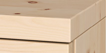 Möbel massiv mit kantigem Design